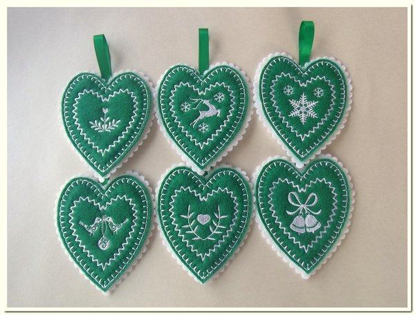 Christmas Heart Ornaments 4x4-6