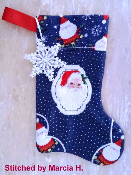 In the Hoop Christmas Stockings 7x11-6