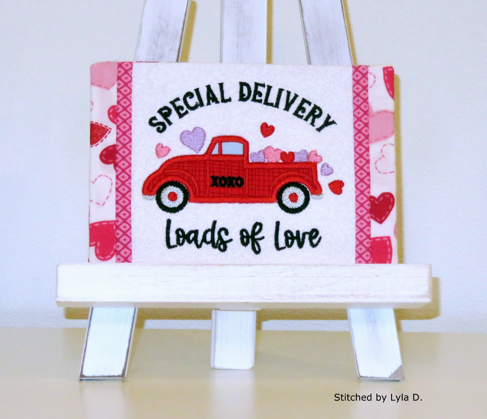 Hearts Truck Mug Rug-7