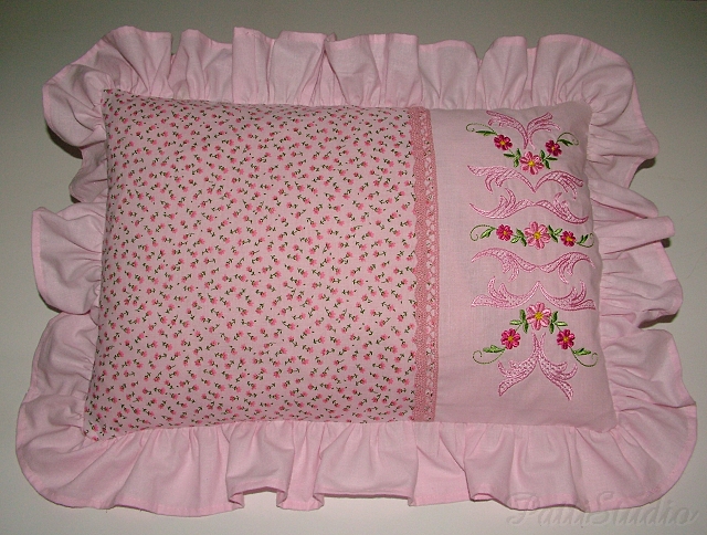 rose roses corner pillow